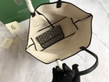 Goyard Saint Louis PM lightweight underarm shoulder tote Shopper handbag with detachable pouch