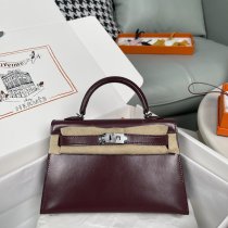 Burgundy Hermes Mini kelly II pochette smartphone holder cosmetic makeup handbag full handmade stitch Box leather 