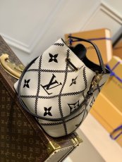 M46029 Louis VVuitton LV Neonoe MM drawstring bucket tote shopper handbag with delicate zipper coin pouch