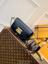 M20393 lizard-effect Louis vuitton LV Swing handbag underarm baguette sling shoulder crossbody flap messenger