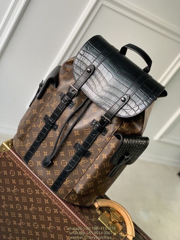 M93489 Louis vuitton LV Christopher drawstring backpack sturdy hiking trekking rucksack with crocodile-effect flap 