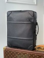 M30769 Louis vuitton LV business briefcase backpack with foldable handle and reinforced Corner