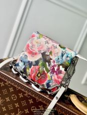 M21157 Louis vuitton Lv crystal-detailed coussin Bb handbag women's underarm baguette with flowery embroidery 