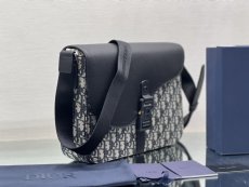 Dior Men's casual shoulder flap messenger saddle bag business document box with Aluminum buckle