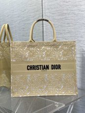 Dior latest embroidered medium booktote versatile cabin handbag holiday travel beach tote in three size
