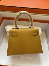 Hermes vintage kelly 20 structured handbag sling crossbody shoulder flap messenger with studded feet 