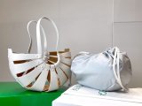 Bottega Veneta medium Shell handbag shoulder shopper tote with removable inner pocket 