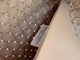 Bottega Veneta intrecciato large cabat tote weekend travel cabin handbag holiday carryall bag Italy leather authentic quality 