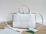 Bottega Veneta intrecciato mini arco bucket tote tiny shopper handbag Italy leather original quality