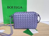 Bottega Veneta intrecciato loop medium camera bag sling crossbody shoulder baguette square bag authentic quality full inclusion 