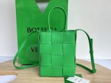 Bottega Veneta intrecciato cassette bucket handbag tiny braided shopper tote sling shoulder crossbody bag 