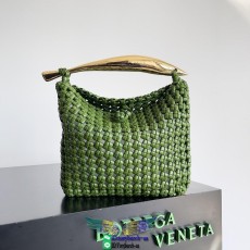Bottega Veneta BV intecciato sardine handbag casual holiday beach tote fashion statement piece