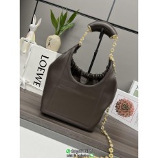 small Loewe squeeze range drawstring bucket handbag shoulder storage commuter tote boutique quality