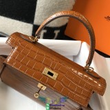 Crocodile-effect Hermes kelly 28 top-handle handbag structured shopper tote in shiny calfskin