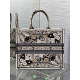 Dior medium embroidered booktote weekend boarding cabin handbag travel carryall luggage