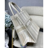 Dior embroidered medium booktote holiday storage luggage weekender cabin boarding handbag