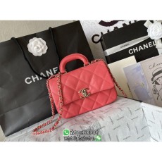 lambskin Chanel sling shoulder crossbody flap messenger cosmetic case handbag