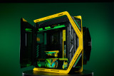 Triumph STREET TRIPLE 765 Customized ASUS GR701 EATX full-tower computer case with semi-open structure, tool-free side panels, supports up to 2 x 420mm radiators, built-in graphics card holder,2xType-C