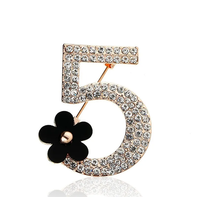 brooch YHB111