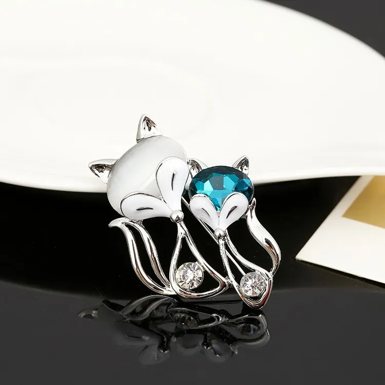 brooch YHB015a