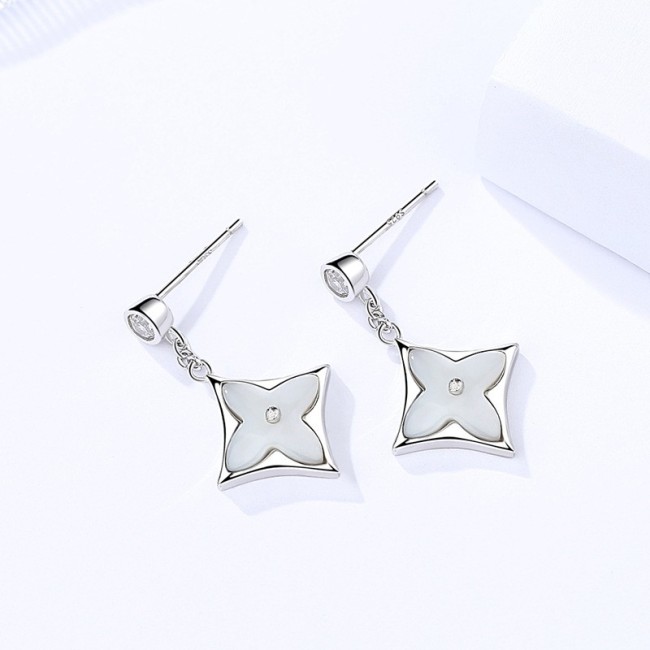Silver Star Earrings 944