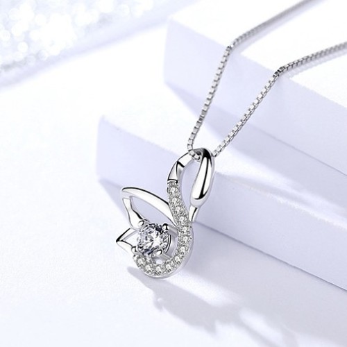 silver swan pendant 985