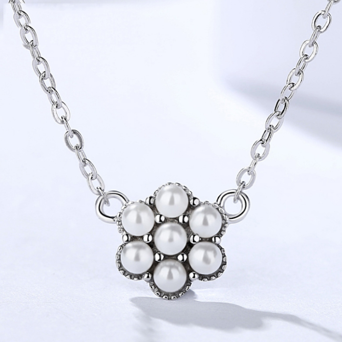 Silver pearl necklace 1050