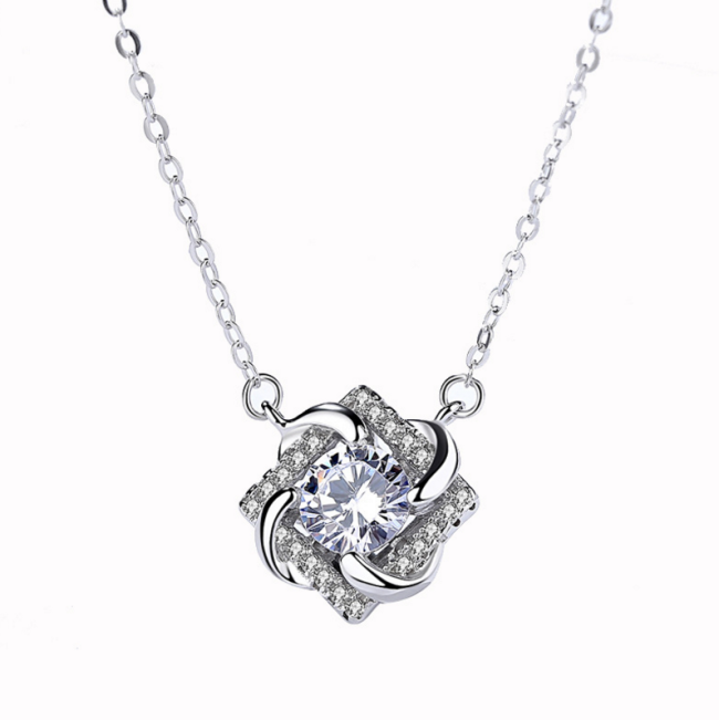Silver flower necklace MLA1037