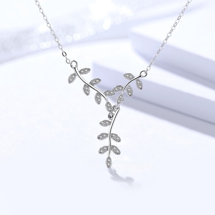 silver Leaves necklace MLA967