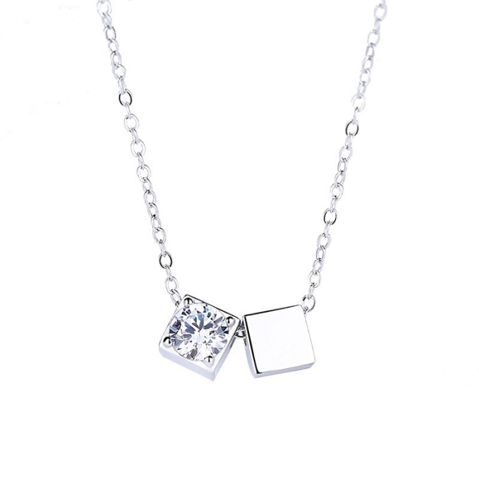 Silver Square necklace MLA1118