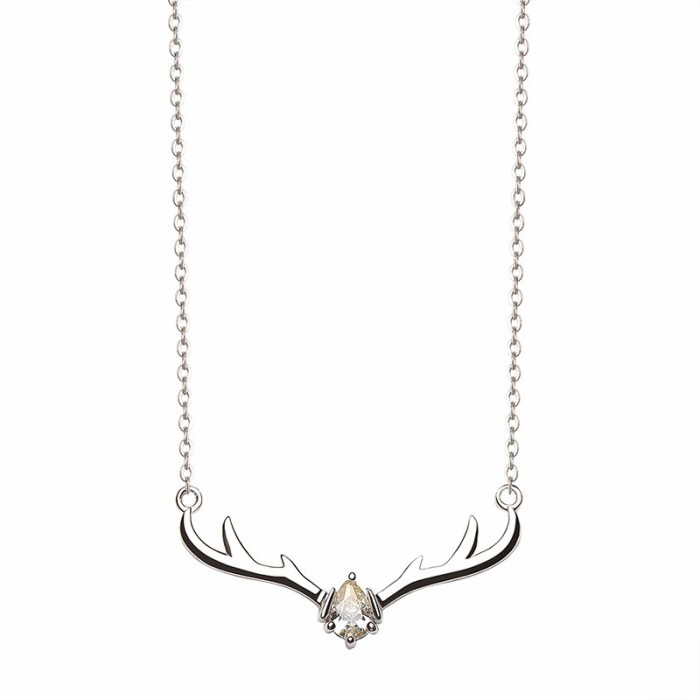 Silver Elk necklace MLA929