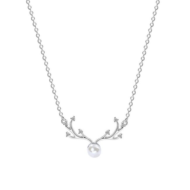Silver antler pearl necklace 	MLA890