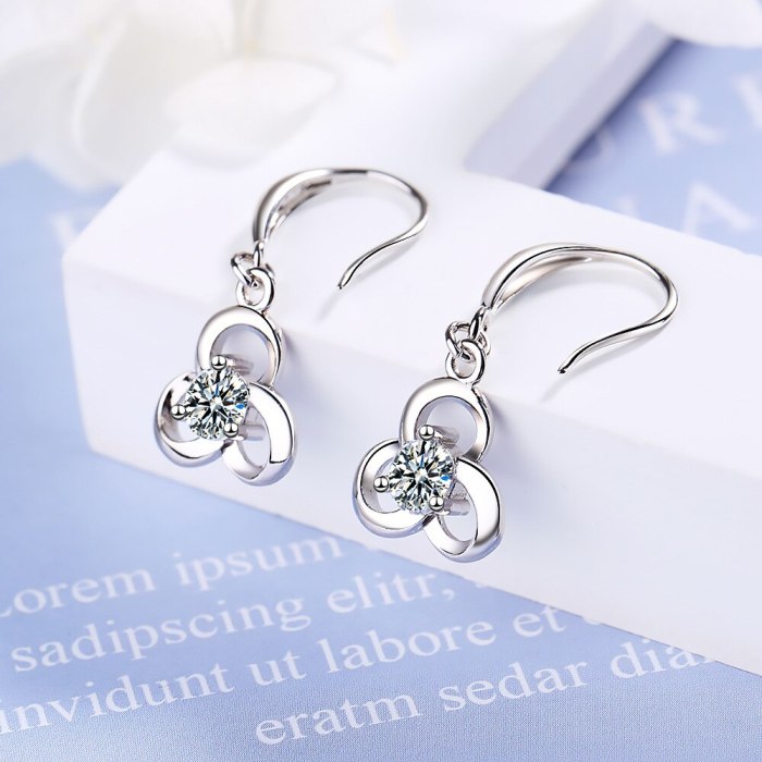 earring  EH439