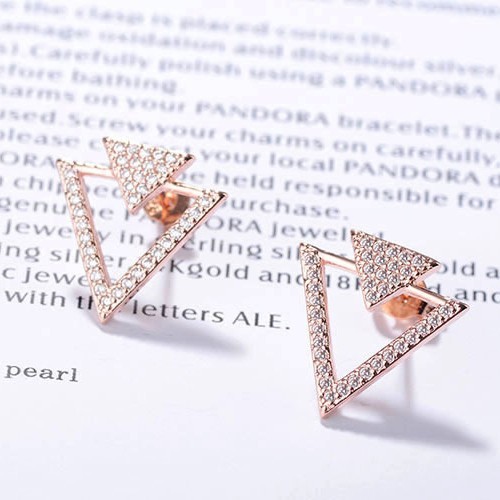 Triangle studs earrings XZE439a