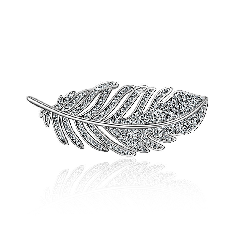 feather brooch XZB003w