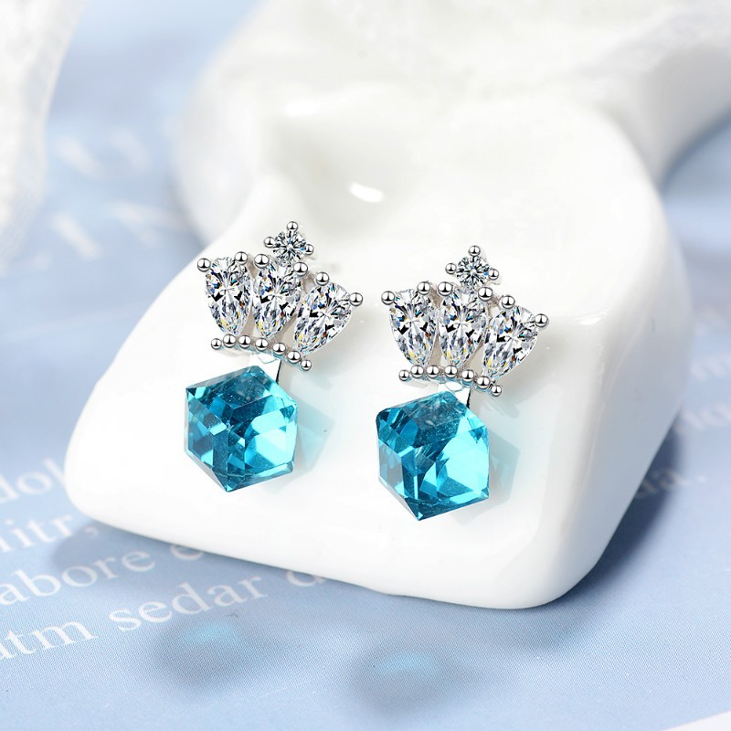 Crown earrings XZE764a