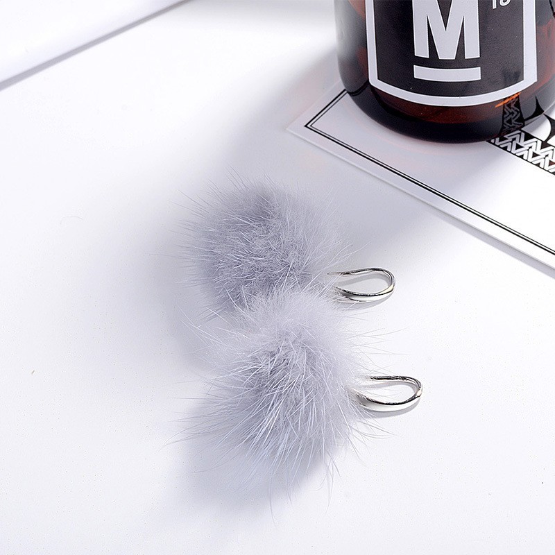 Plush earrings XZE005w