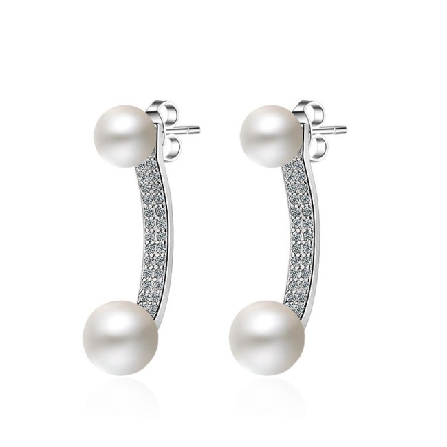 pearl earring 413