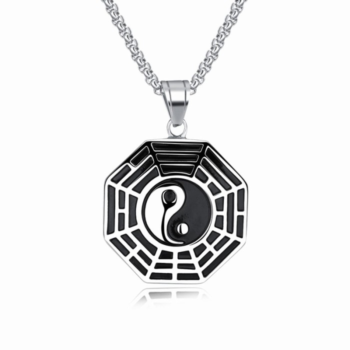 Tai Chi compass necklace gb06171290