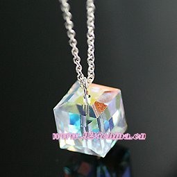 crystal necklace9703145