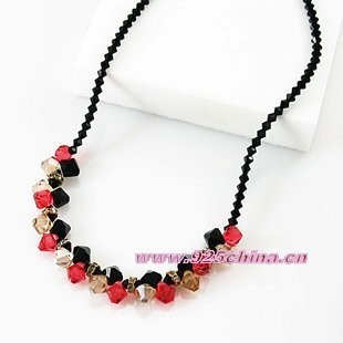 crystal necklace9703159