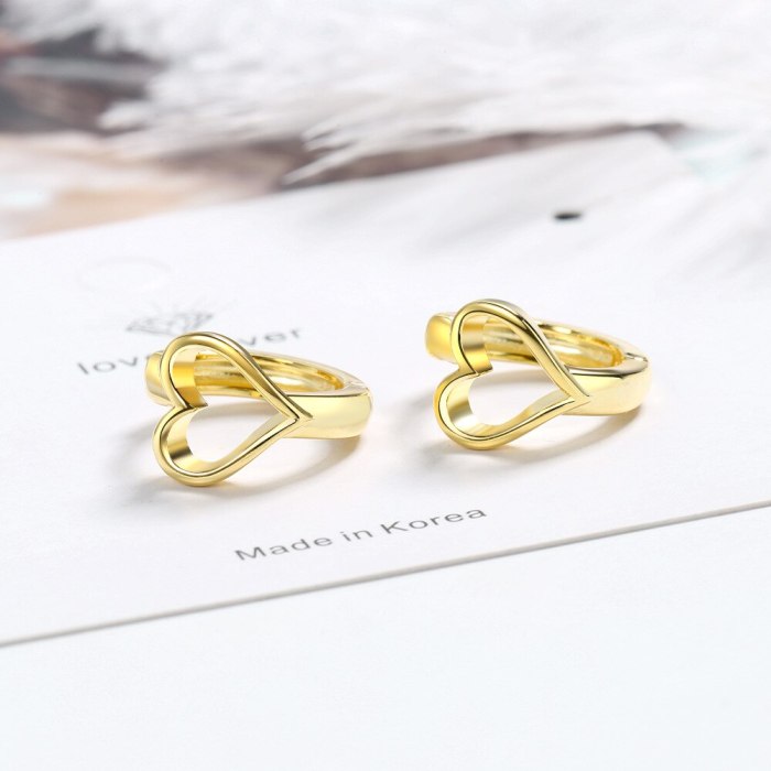 Ear Stud Women's Korean-Style Fashion Temperament Sweet Lovely Ear Clip Heart-Shaped Small Ear Ring Ear Rings Female XZE541