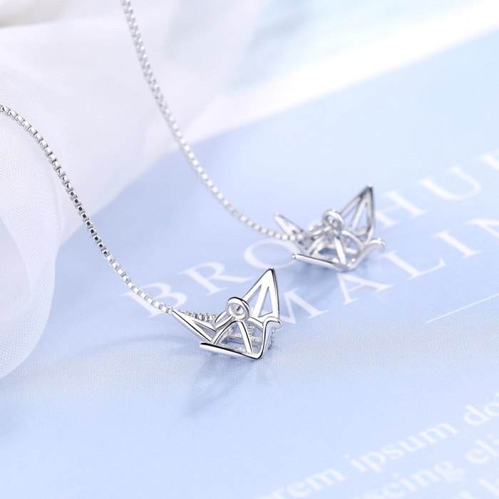 Three-dimensional Paper Crane Tassels Hanging Earrings Long New Style Cool Girl's Temperament All-match Normcore Style Xzr536