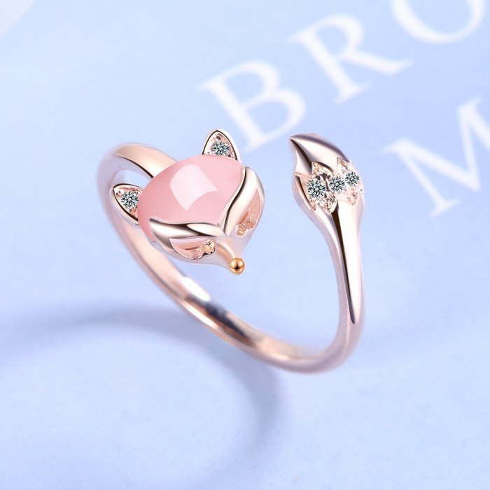 Ring Women's Korean-Style Fresh Diamond Fox Ring Elegant Synthetic Opal Index Ring Female Xzr321