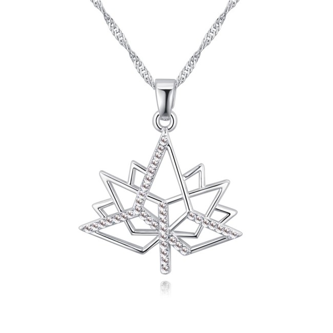 Maple leaf necklace