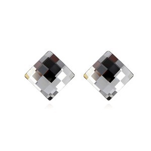 earring04-8658