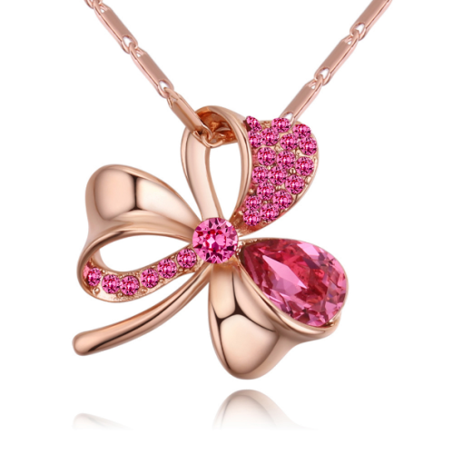 Three-leaf necklace