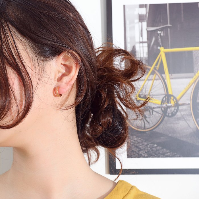 2020 New Japanese and Korean Stainless Steel Scrub Ear Clip Retro Simple Fashion Ear Stud Temperament Female Earrings Gb585