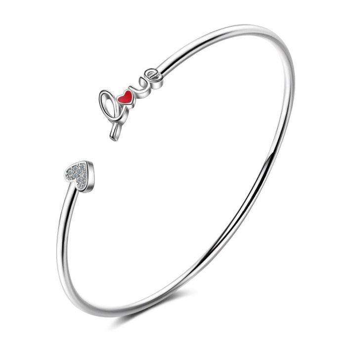 Bracelet Women  Simple Red Lovely Bracelet Temperament Heart-Shaped Bracelet Jewelry Bracelets for Women Zxb176