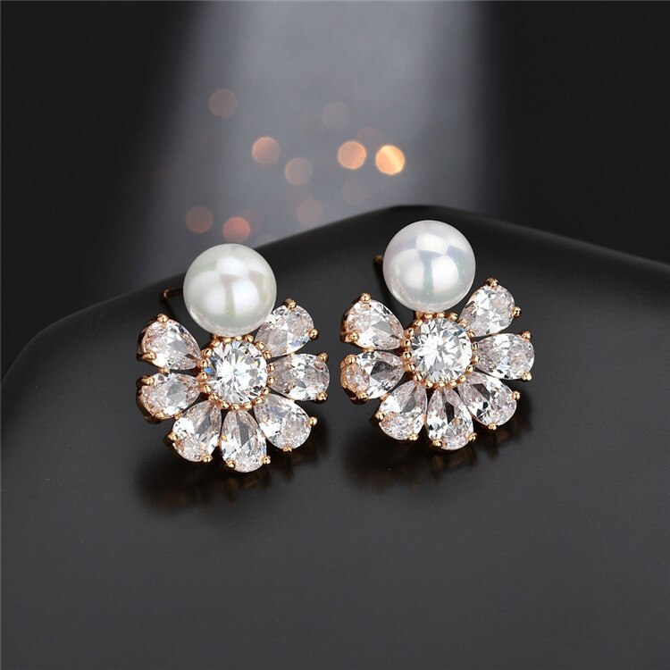 Flower Fashion EarStud AAA Zircon Pearl Inlaid Ear Stud Exquisite Earrings Factory Direct Qx1159